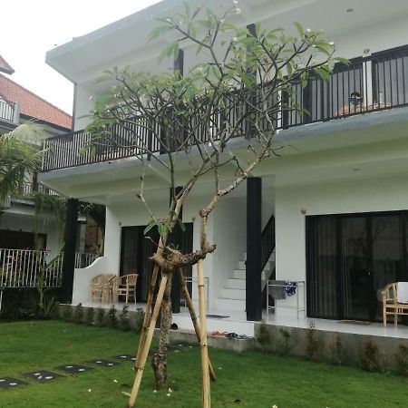 Hello Canggu Homestay Exterior foto
